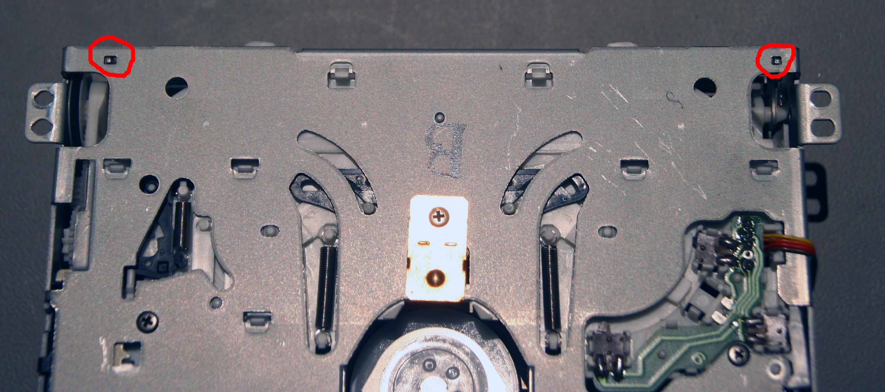 Comand 2 roller locating holes