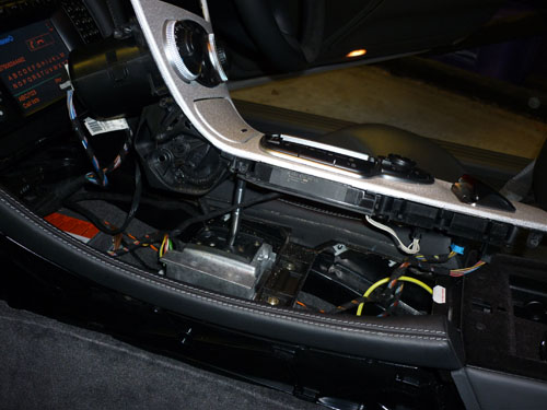 Mercedes SL (R230) centre console trim mostly removed