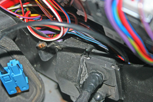 R230 SL distronic wiring grommet