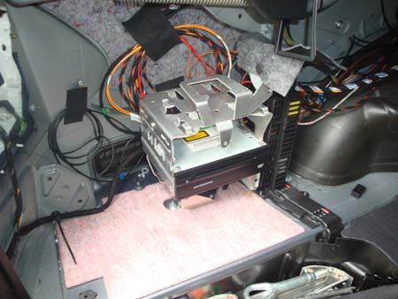 W211 nav processer install picture