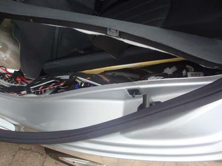 W211 rear seat wiring path