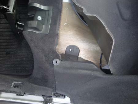 W211 rear bolster screws